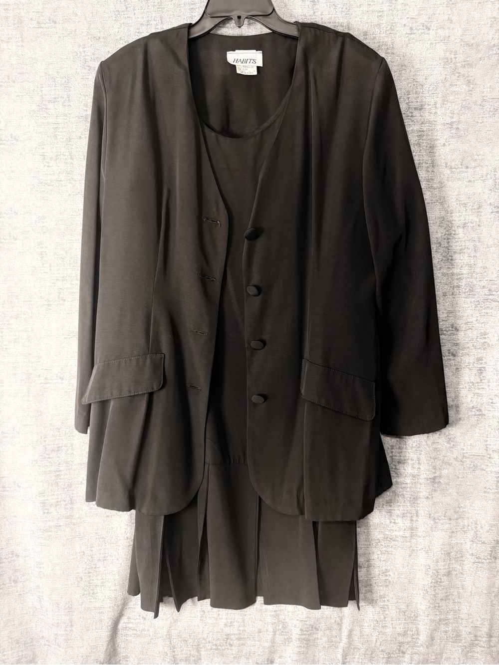 Habits Women’s 2pc Dress and Blazer. Sz 18